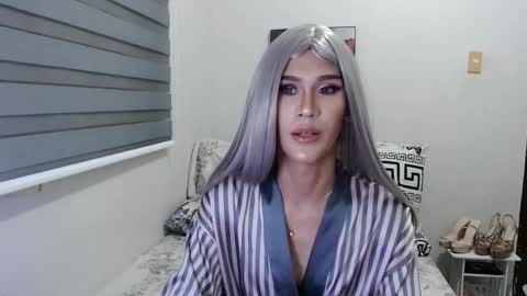 Snapshot of jelayasianxx chatting on February 14, 4:52 pm Lexie online show from February 14, 4:52 pm