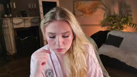 jes_solar online show from May 19, 9:10 pm