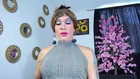 Jessica Caicedo online show from May 15, 7:11 pm