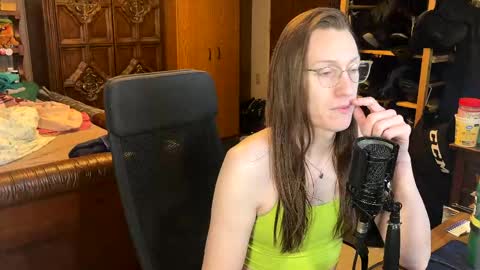 Jessica Starla online show from May 4, 9:53 pm