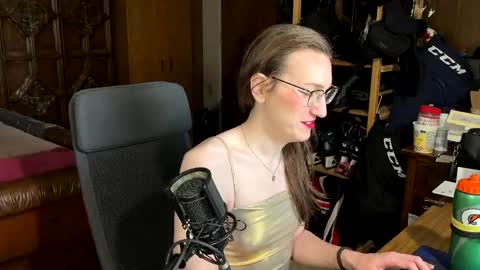 Jessica Starla online show from May 23, 10:50 pm