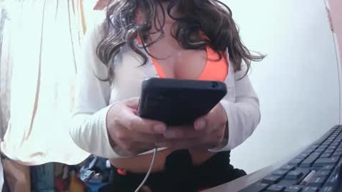 joshperu20 online show from May 16, 5:49 am