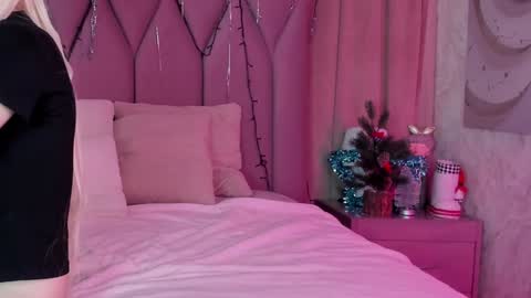 Joy Barker online show from January 11, 1:43 pm