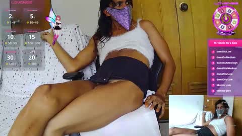 Juanie online show from October 1, 5:02 pm