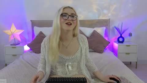 Jules Night online show from December 4, 9:41 pm