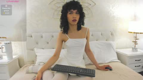 julietta    online show from May 14, 12:48 pm