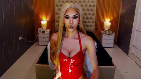 Snapshot of jynxocean chatting on January 6, 7:31 am Jynx online show from January 6, 7:31 am