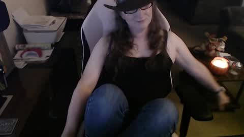 Snapshot of kait331 chatting on September 28, 1:37 am Camprincess331 online show from September 28, 1:37 am