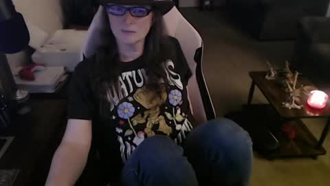 Camprincess331 online show from May 16, 1:25 am