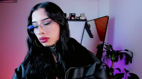 Kali Ka Please help me with your thumbs up its important   dont forget my birthday on October 26 online show from May 2, 9:09 pm