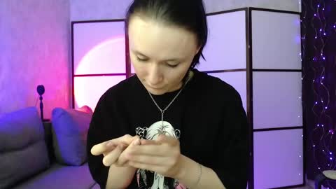 katherine_johnson online show from January 31, 12:18 pm