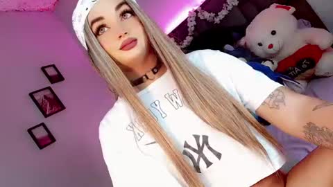 kattie_sweet_ online show from October 9, 4:58 am