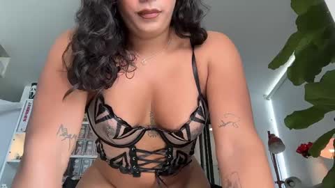 Hi Im kendra- onlyfans. isab2896 online show from May 22, 5:53 pm