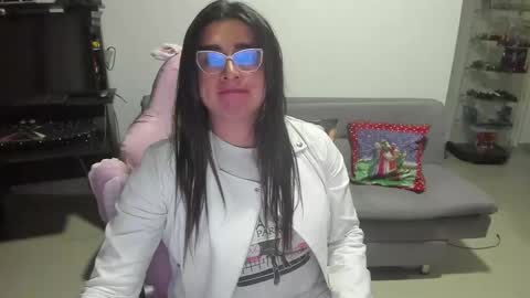 Khalifa Kasumi online show from January 11, 7:04 am