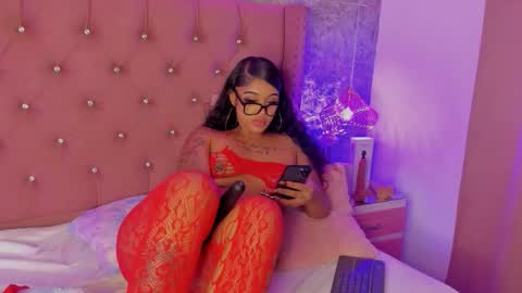 Snapshot of khelany_isyy chatting on October 20, 2:42 pm Khelany Isyy online show from October 20, 2:42 pm