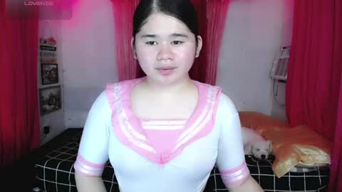 Your SweetGirl Ts online show from May 26, 3:36 am