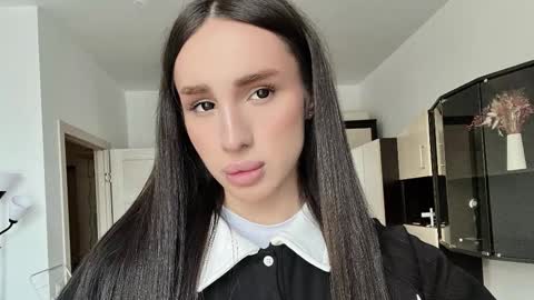 Kim Oberlin online show from February 21, 3:59 pm