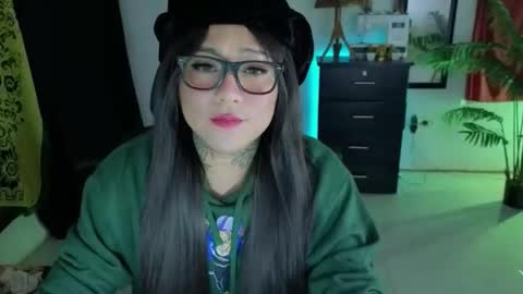 Kimberly Polizzi     online show from December 4, 2:48 am