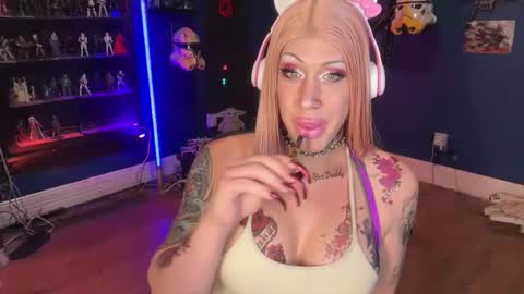 Kimber Haven online show from November 11, 1:29 am