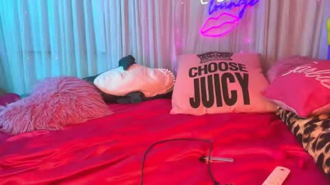 kimbolove online show from March 13, 7:19 pm