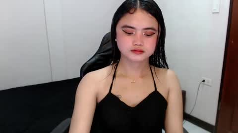 kim ejara online show from March 2, 4:50 am