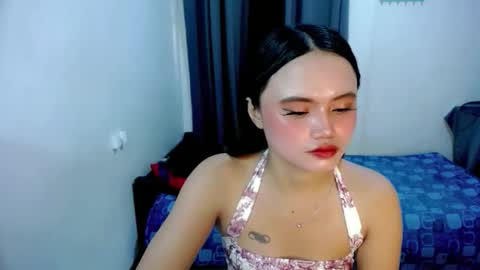 kim ejara online show from April 28, 2:27 am