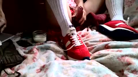 KinkySneakerGirl online show from September 9, 5:23 pm