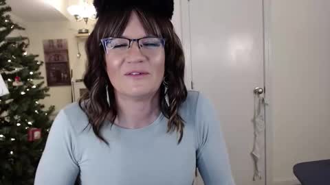 Cait online show from January 11, 2:40 am