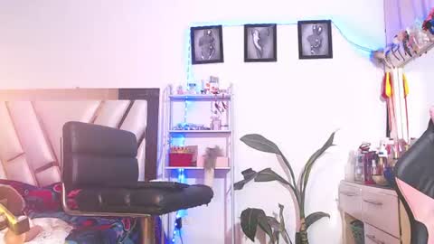 alexafox online show from July 24, 1:59 am