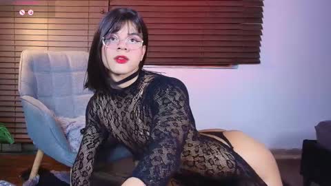 valentino moon online show from April 28, 12:20 am