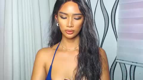 Lana online show from January 2, 11:38 pm