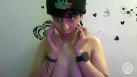 latinheatx22 online show from May 8, 1:46 am