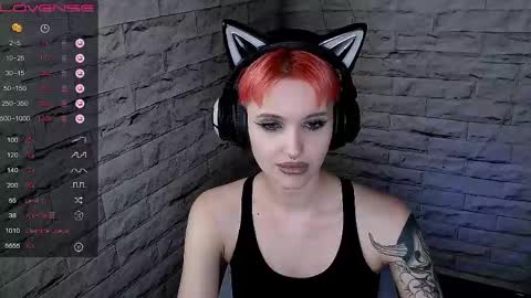Eva online show from May 8, 6:37 pm