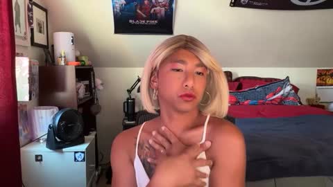 lbffemme online show from September 12, 8:47 pm