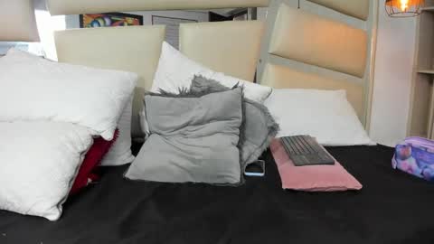 lenny well online show from January 7, 5:38 pm