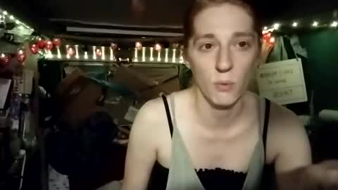 LesleyGumGrass- The Boring Trans girl online show from May 28, 7:39 am