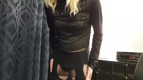 Michelle online show from March 12, 7:35 am
