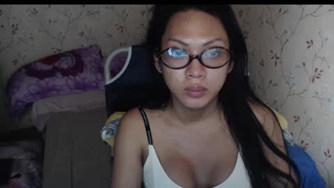 Hev Lexi online show from May 18, 1:27 am