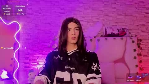  LIHIAN  online show from February 21, 12:30 pm