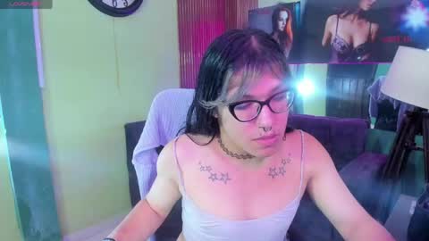 lilith  online show from May 26, 2:25 pm