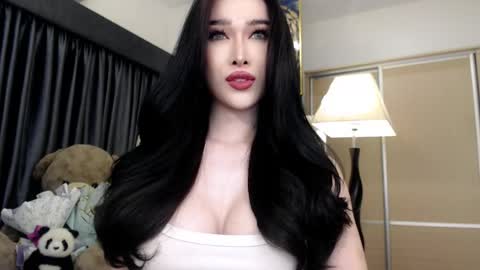 QUEEN LILITH BORBON online show from May 27, 6:49 pm