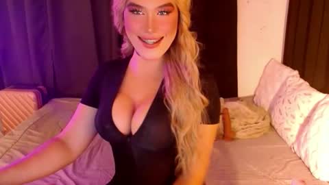 IM YOUR TRUE GODESS Lilymonstercock online show from September 22, 2:17 am