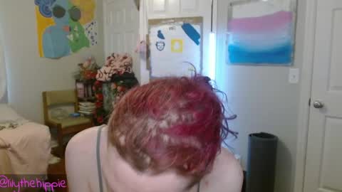 lilythehippie online show from May 11, 10:07 pm