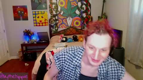 lilythehippie online show from May 19, 5:09 pm