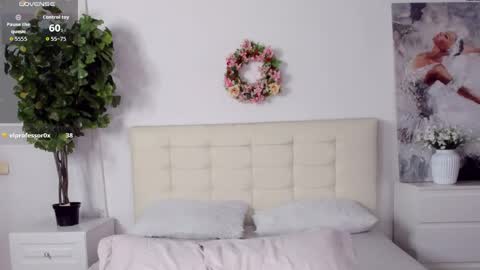 lizzydelrey online show from May 15, 1:08 pm