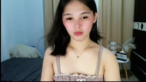 louilalicious online show from June 4, 11:41 pm