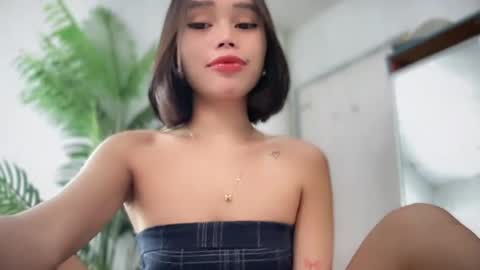 lovely_cittie18 online show from May 14, 4:00 am