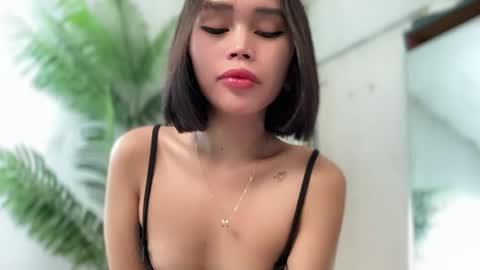lovely_cittie18 online show from May 18, 4:07 am
