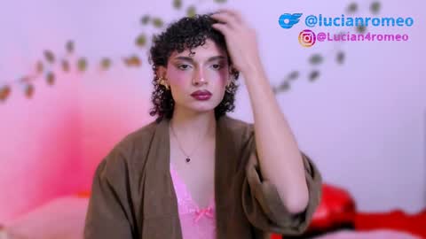 Lucy or Lucian 3 Come to my social Links3   online show from December 29, 9:28 am