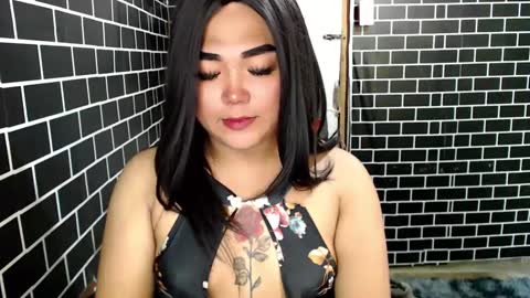 Kitty 3 online show from December 18, 6:21 am